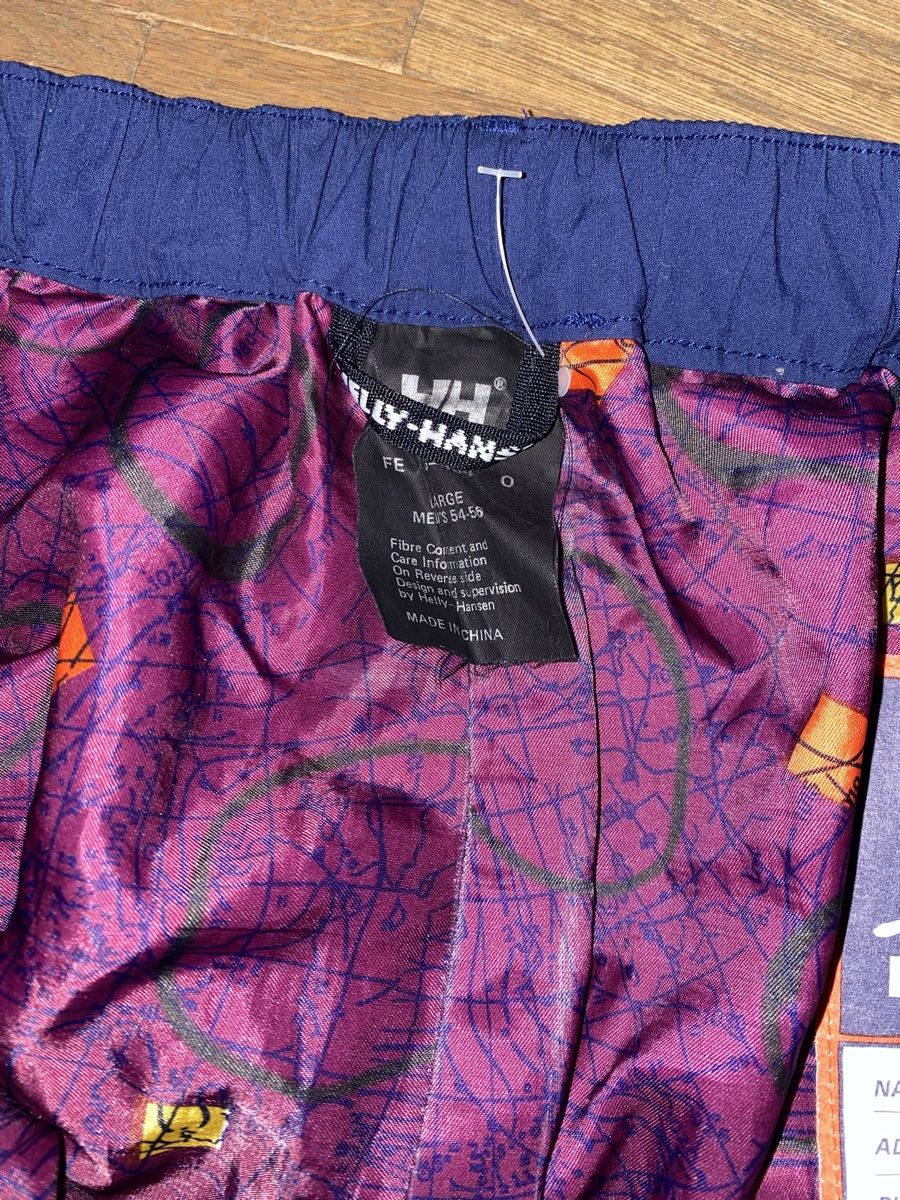 Helly Hansen Pantaloni: Helly Hansen Skihode dunkelblau Grösse L vintage – Usato da Steffisburg venduto da viv_5tqt 5