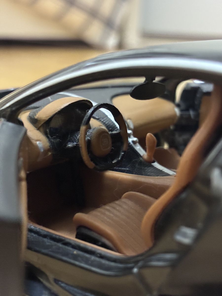 Bugatti Modellini d'auto: Bugatti Chiron Macchinina Scala 1/24 – Usato da Montagnola venduto da ciain67 4