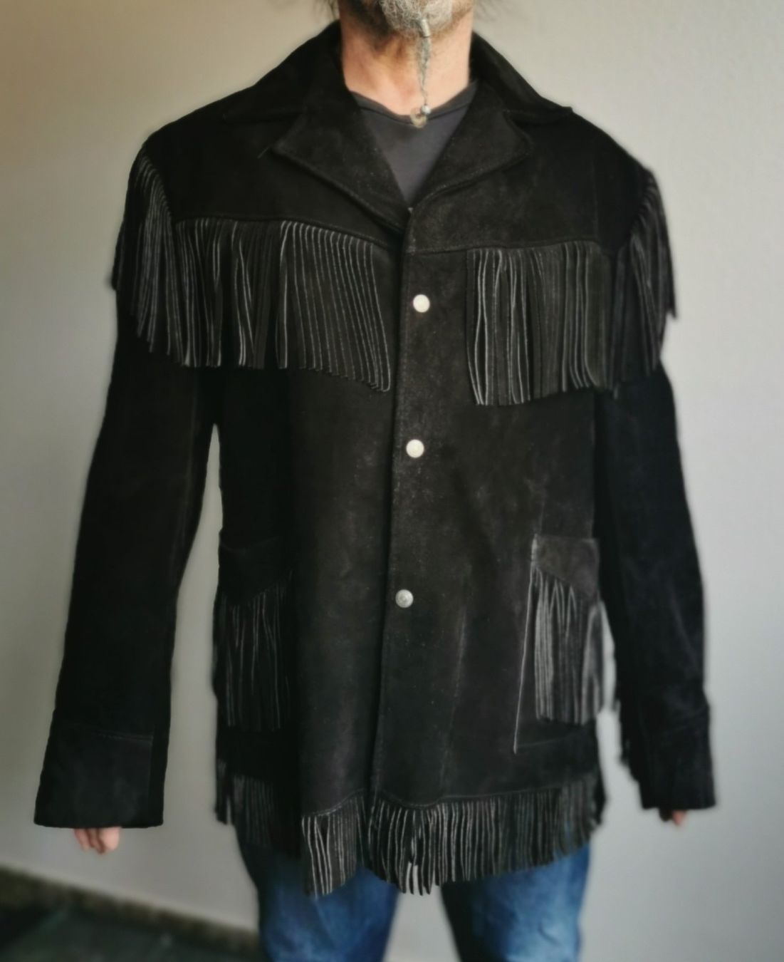Giacche: Wildleder Fransenjacke, Grösse M – Usato da Winterthur venduto da Lonpos1 2