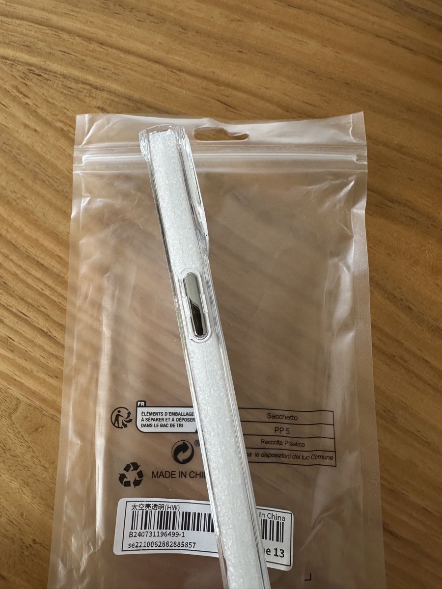 Cover & Protezioni schermo: Handyhülle Iphone 13 Transparent – Nuovo e nell'imballaggio originale da Ennetbaden venduto da Ansano 2