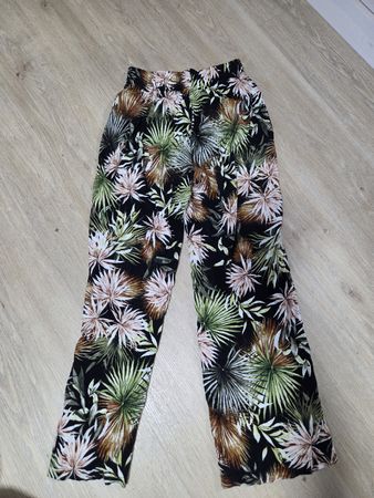 Damen Hose Chicoree Tropical Print Grösse XS guter Zustand
