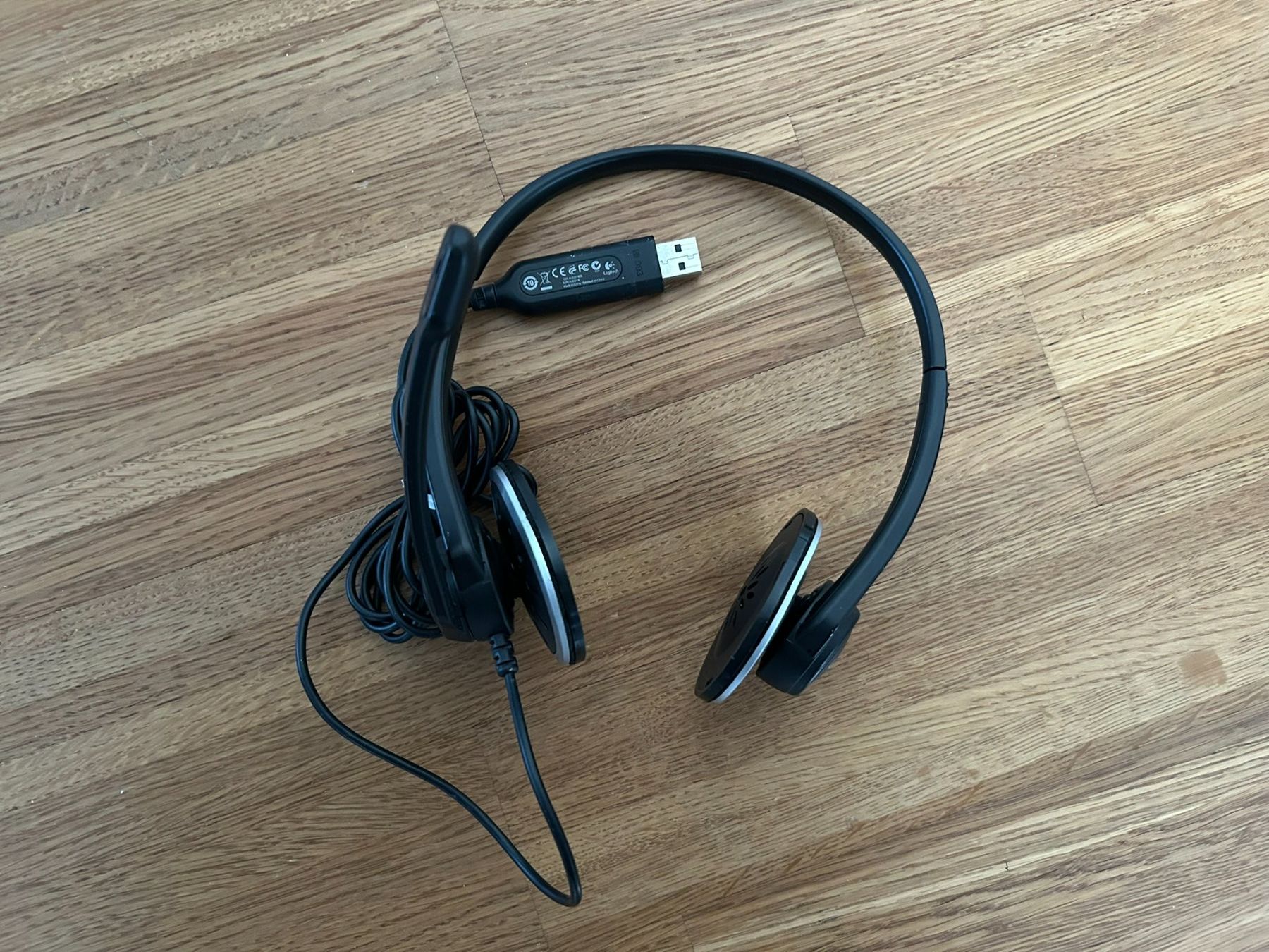 Logitech Kopfhörer: Komfortables Logitech USB-Headset (Casque-micro) – Gebraucht aus Küsnacht ZH von filo_fila8700 3
