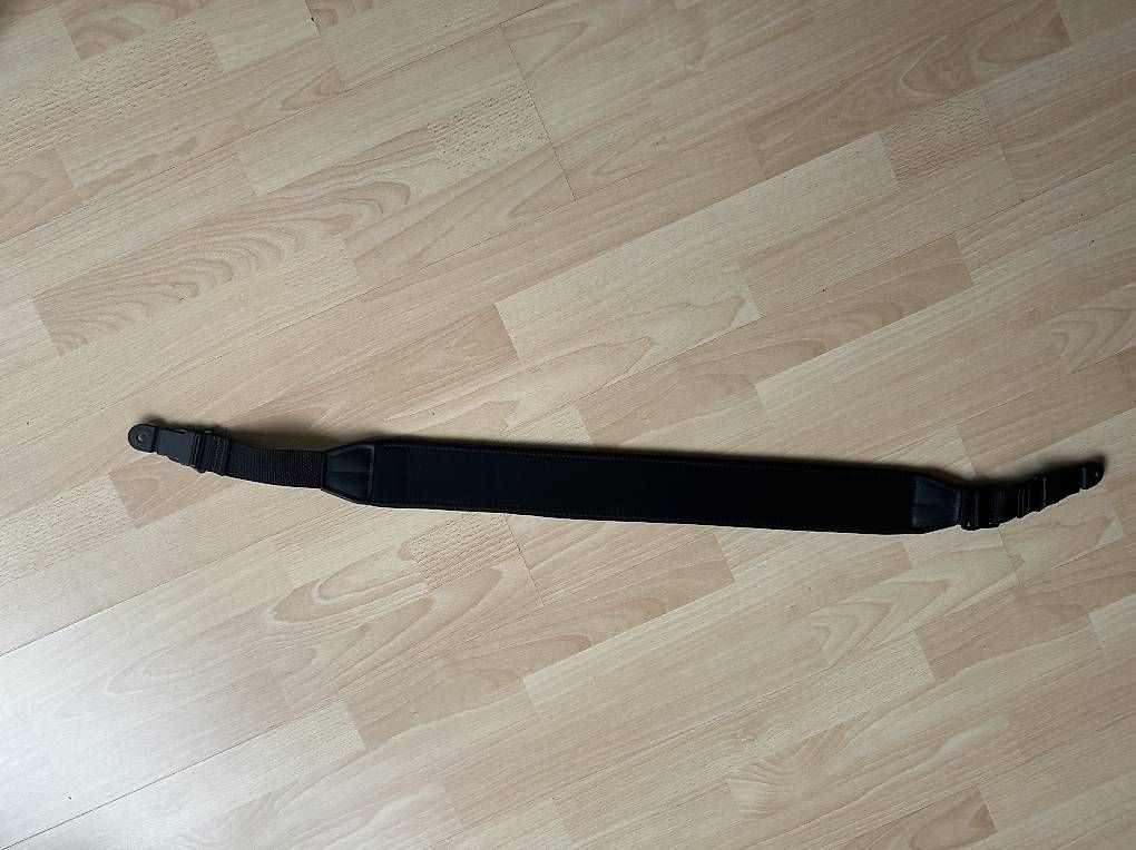 Cort Musikinstrumente: Cort Neopren Guitar Strap – Neu (gemäss Beschreibung) aus Zürich von Sherpa 2