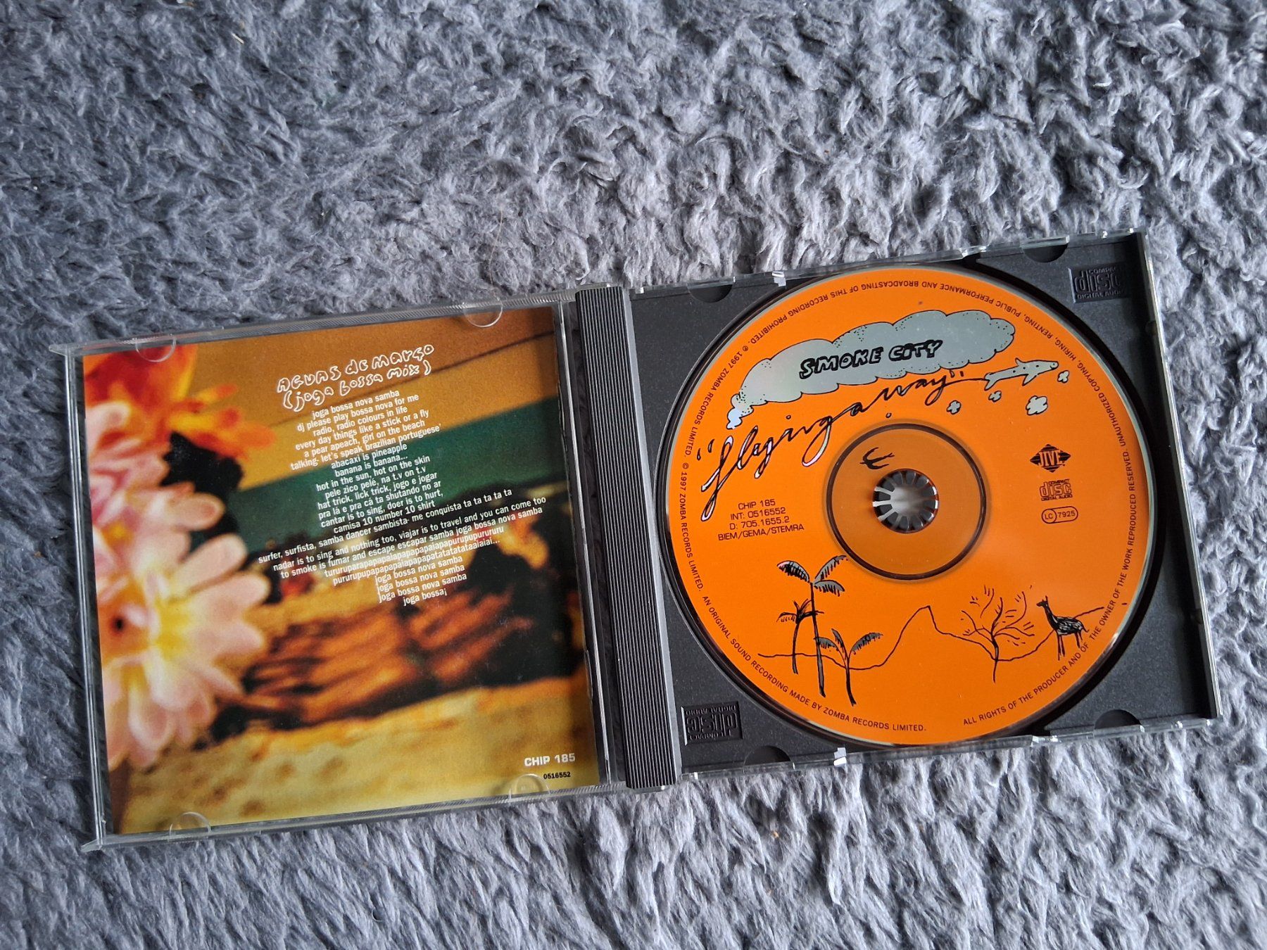 CD: SMOKE CITY       FLYING AWAY     CD – Usato da Wetzikon ZH venduto da Ramones01 2