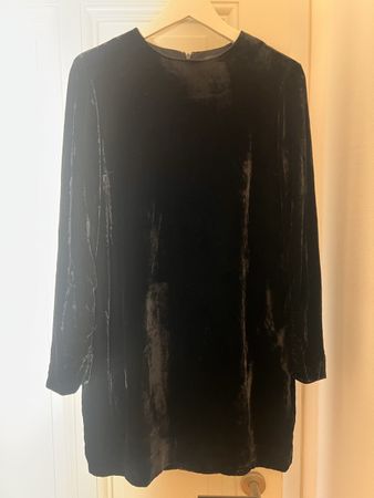Kleid COS schwarz S/M Samt Viskose Seide Grösse 38 gebraucht