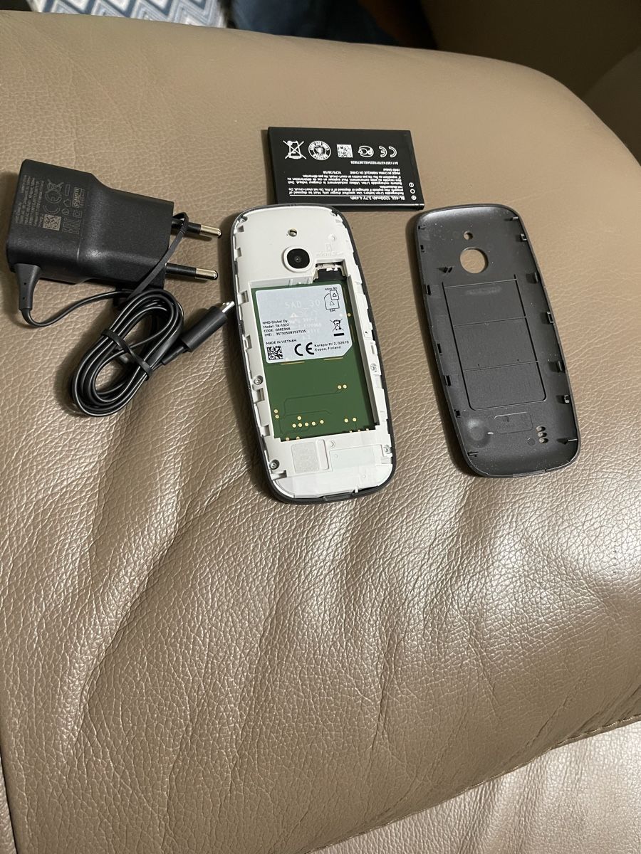 Nokia Telefoni cellulari / Smartphones: Nokia 3310 inkl L.gerät – Usato da Regensdorf venduto da mex5145 3