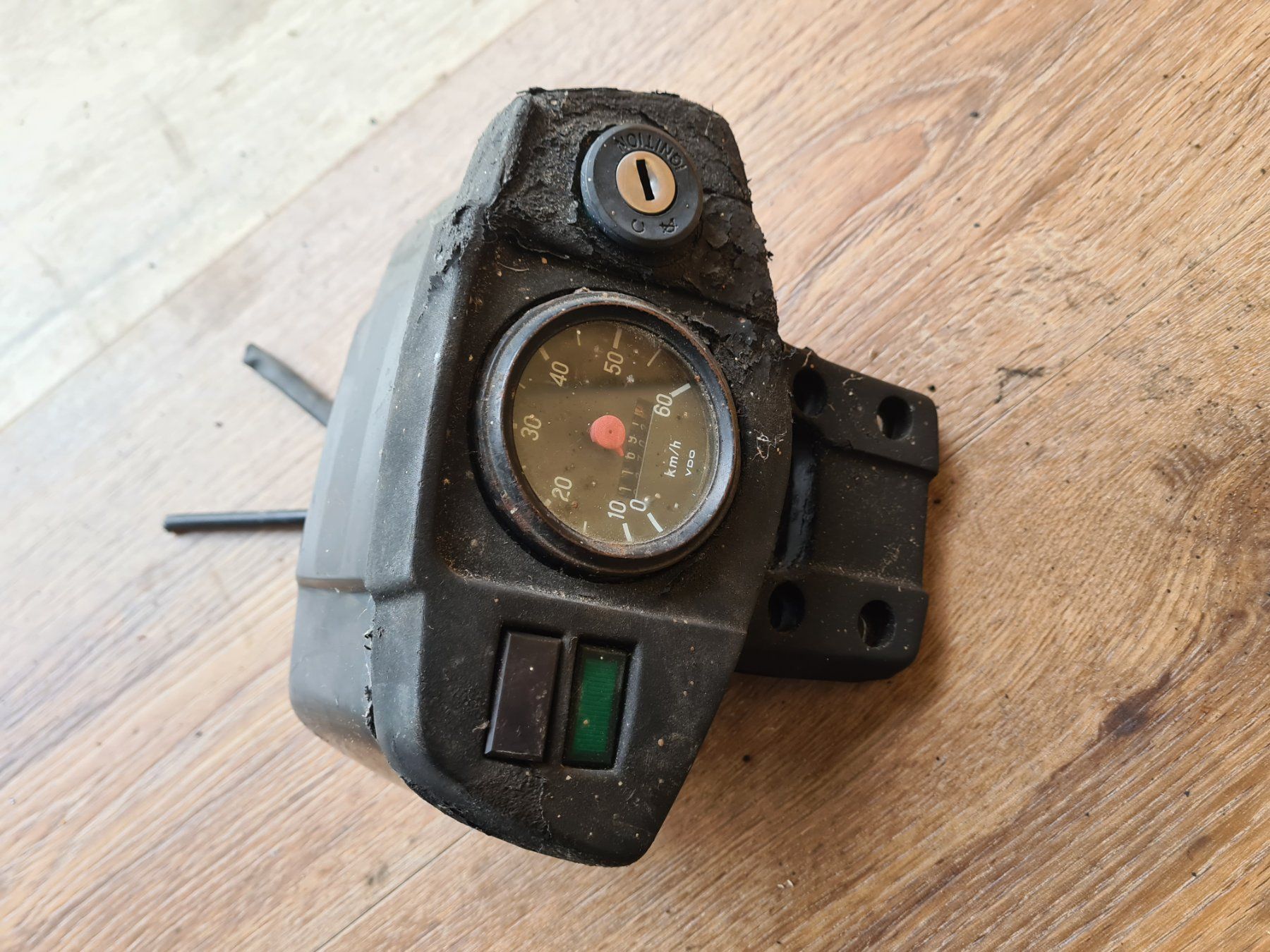 Puch Ciclomotori: Cockpit Puch Maxi S,Tacho VDO Nadel defekt – Usato da frümsen venduto da Sailem 1
