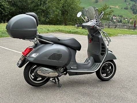 Scooter: VESPA GTS 300 Touring – Usato da Bad Ragaz venduto da potato-69 2