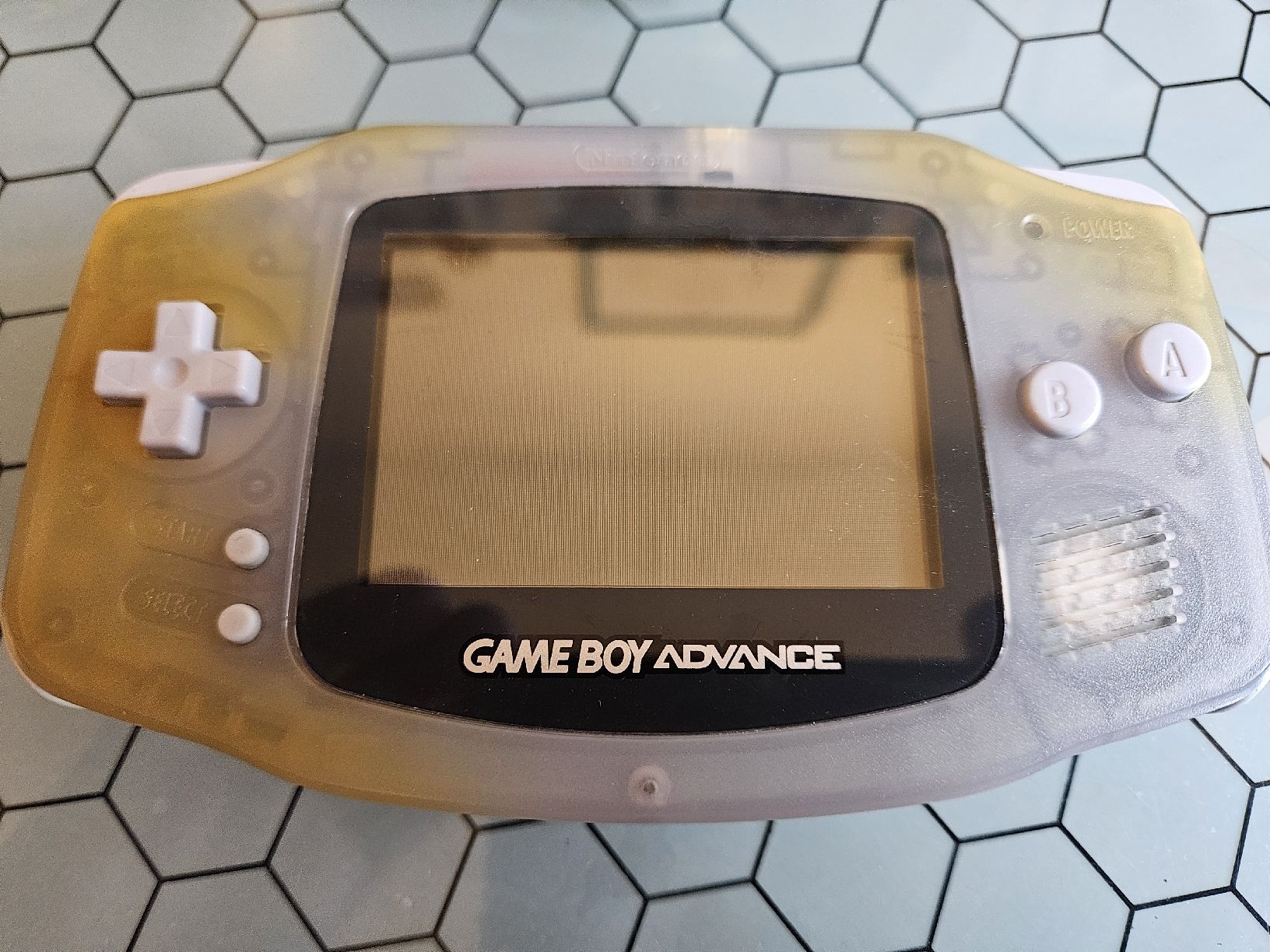 Console Game Boy Advence avec 5 jeux (Defekt) in Genève für CHF 1 – mit ...