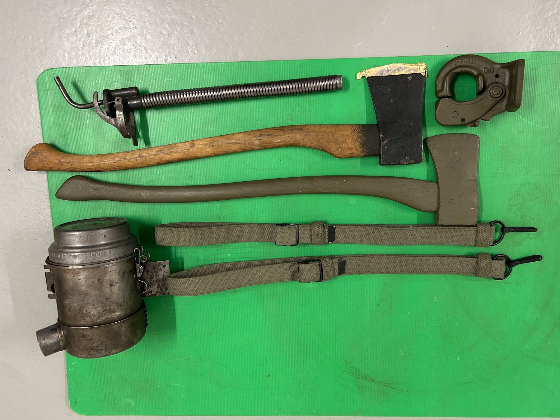 petit lot de pièces pour jeep Willys MB / Ford GPW (D'occasion) à ...