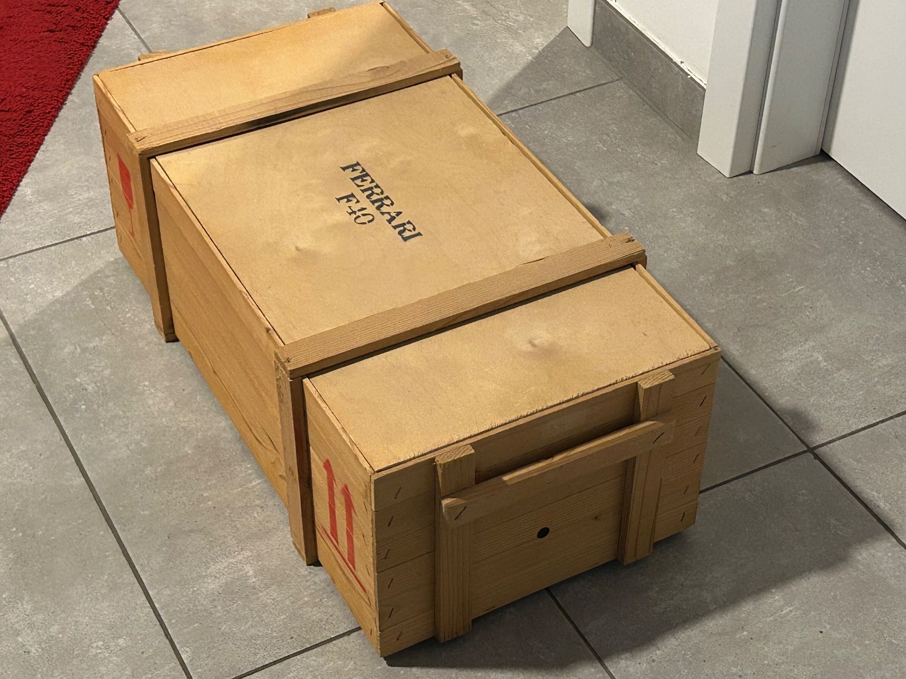 Pocher Modellautos: Ferrari F40 1:8 Pocher – Gebraucht aus Jongny von Christopher7 8