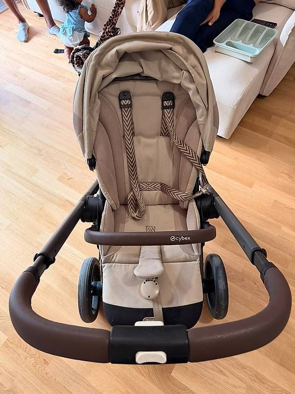 Carrozzine: Pousette cybex balios s lux  – Usato da Genève venduto da eil_g5l9