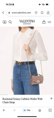 Valentino Rockstud wallet on chain/clutch
