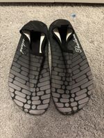 Badeschuhe grau schwarz Grösse 40-41 neuwertig
