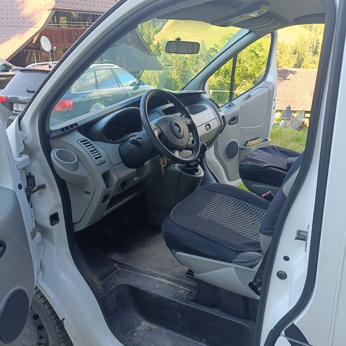 Opel Autos: Opel Vivaro – Gebraucht aus Walperswil von Paki00 7