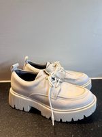 Beige Schuhe Gr 37