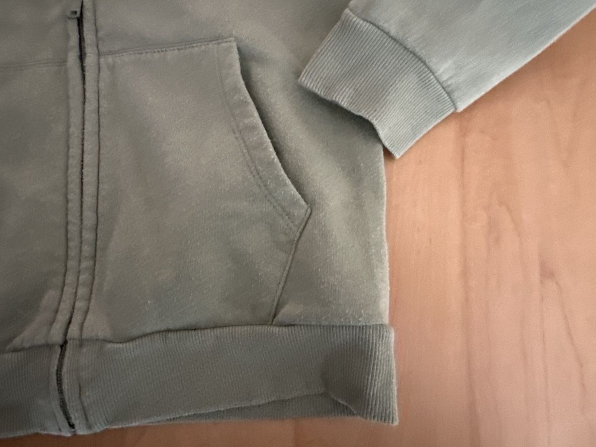 H&M Maglioni & Felpe: Kapuzen Pulli H&M Gr. 134/140 grün – Usato da Flawil venduto da savoypremium 1