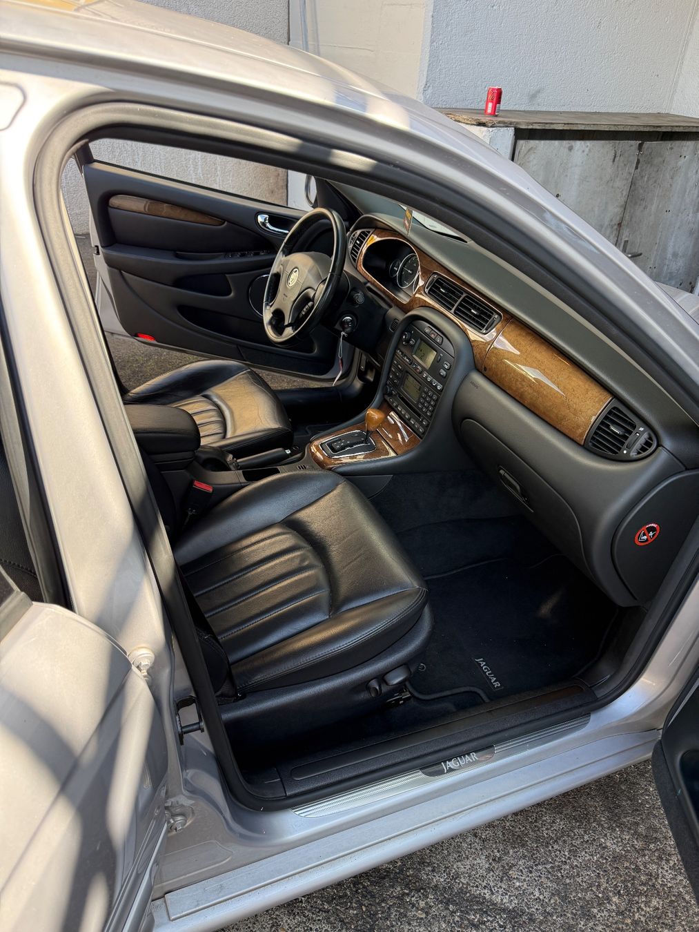 Jaguar Autos: Jaguar X-Type – D'occasion à Zürich par Pia021 8