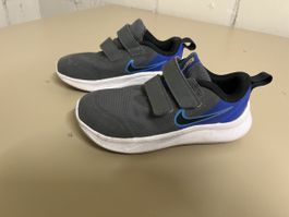 Nike Kinder-Sneaker Gr. 26