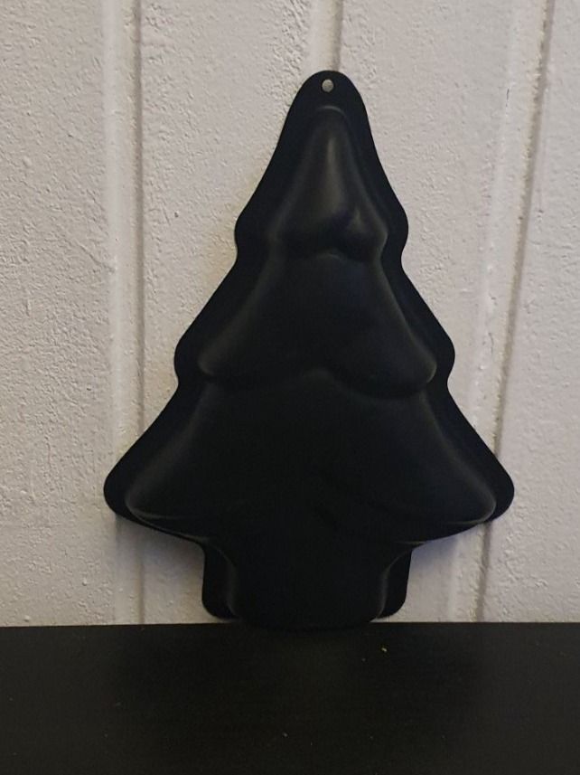 Teglie da forno: Backform aus Blech in Tannenform – Usato da Langnau am Albis venduto da jer_pm72