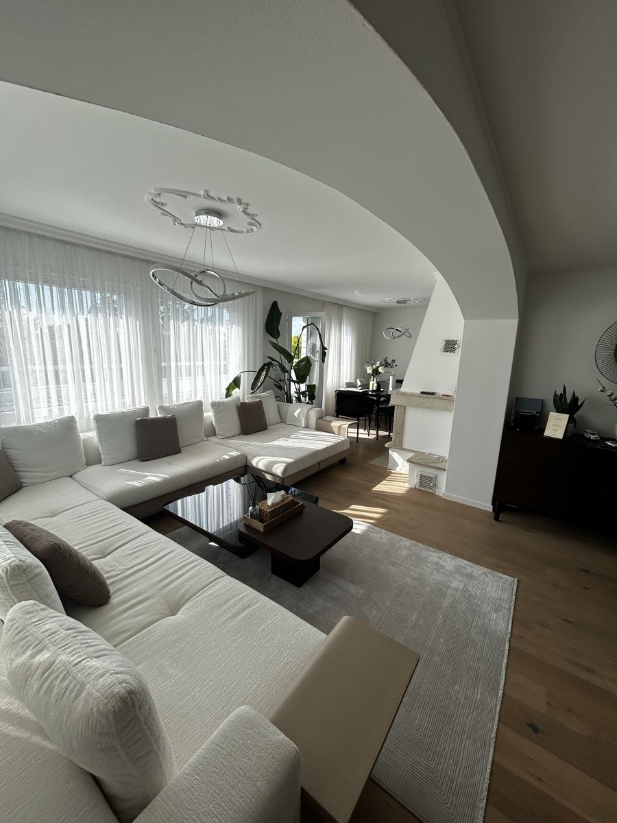 Sofas: Ecksofa weiss mit Leder-Elementen gebrauchter Zustand – Gebraucht aus St. Margrethen SG von kes_z59l 2