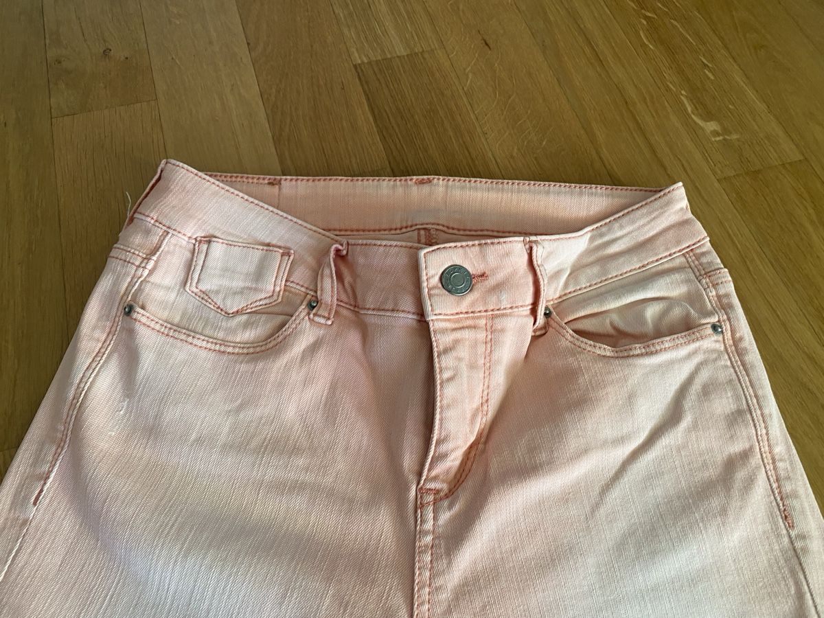 Jeans: Shorts 3/4 Esprit Denim Grösse 36 – Usato da Uetikon am See venduto da lexus2008 2