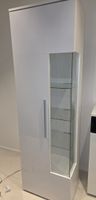 Vitrine hochglanz weiss mit Glastüren und Einlegeböden