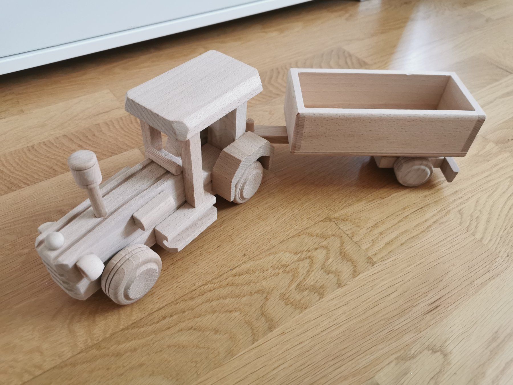 Giocattoli: Holztraktor mit Anhänger – Nuovo (secondo la descrizione) da Abtwil SG venduto da k0n_xp9v