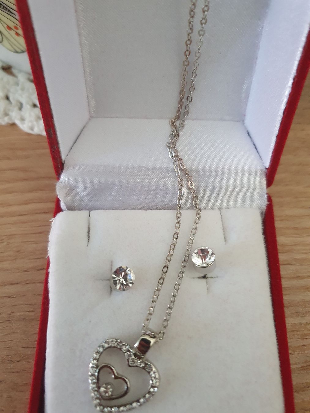 Sonstiger Schmuck: Kette mit Herz und Ohrstecker – Neu (gemäss Beschreibung) aus Klingnau von Fee1960