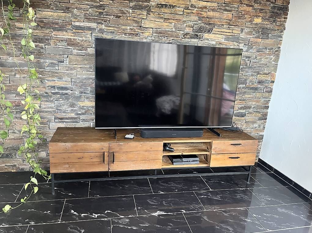 TV Möbel: Fernsehschrank – Gebraucht aus Aeschiried von kat_7ccl