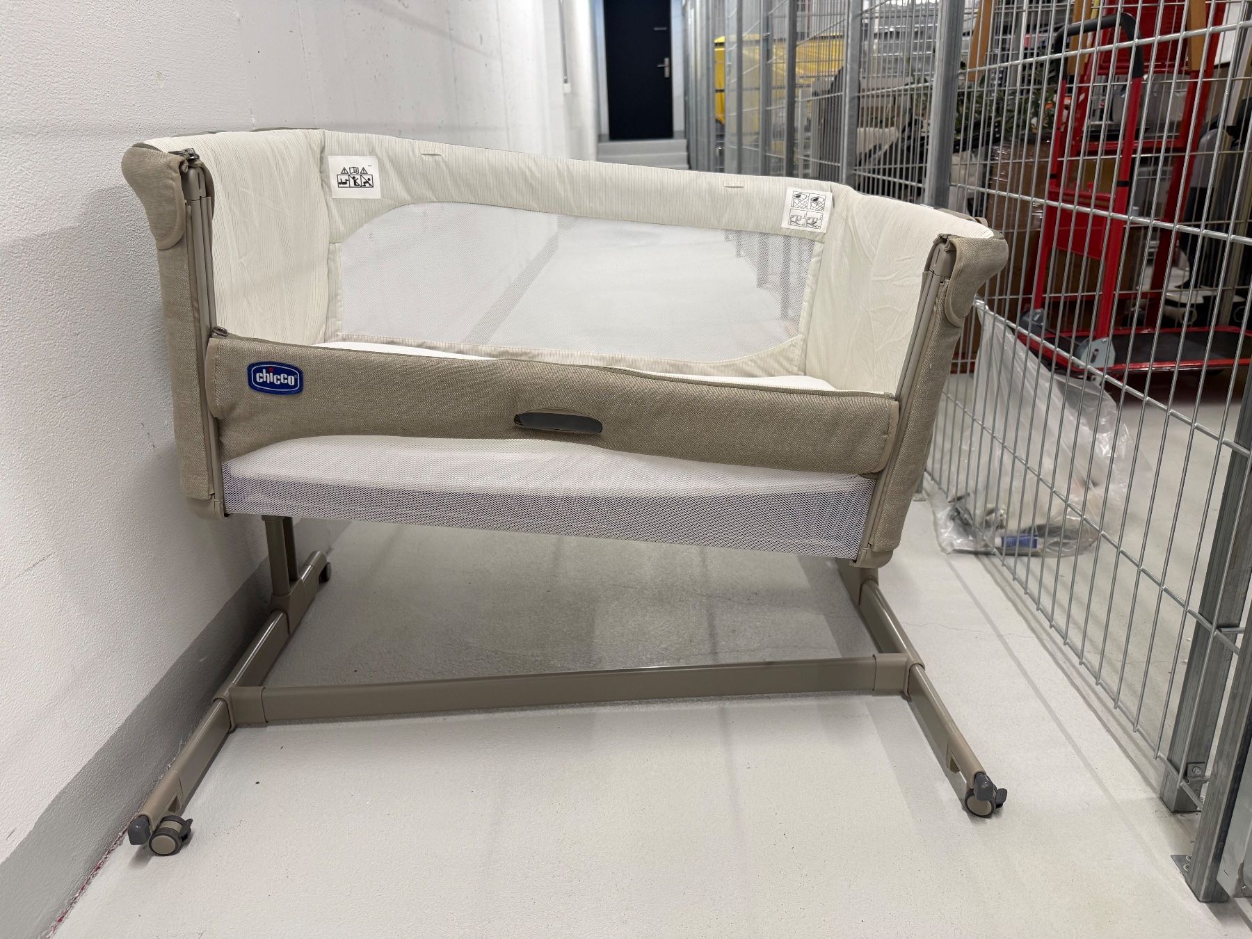 Chicco Lits: Beistellbett Chicco NEXT2ME MAGIC – D'occasion à Dübendorf par ach_9h9b 3