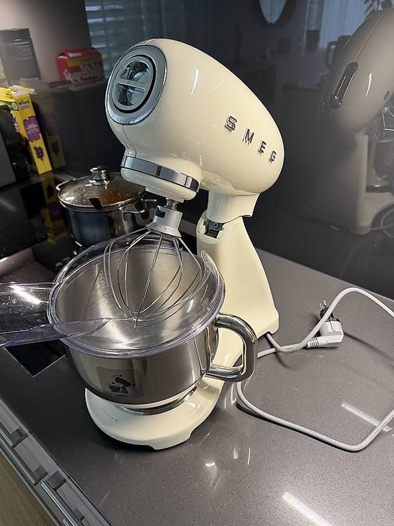Küchengeräte: SMEG Küchenmaschine – Gebraucht aus Horn von kikiboy