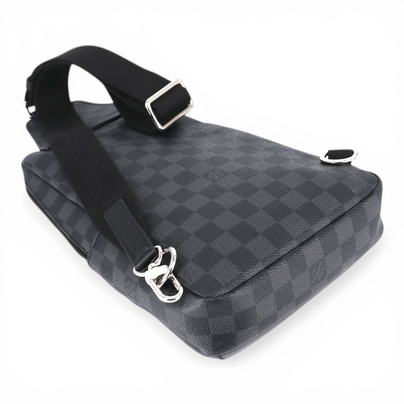 Louis Vuitton Borse: Louis Vuitton Avenue Sling Damier graphite – Usato da Binningen venduto da Designerlabels 8