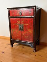 Asiatische Kommode, rot-schwarz, antik