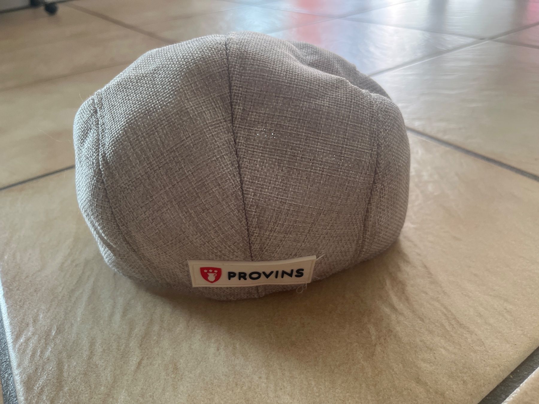 Hüte, Mützen & Caps: Chapeau béret casquette Provins – Gebraucht aus Vernayaz von Darkfrost 1