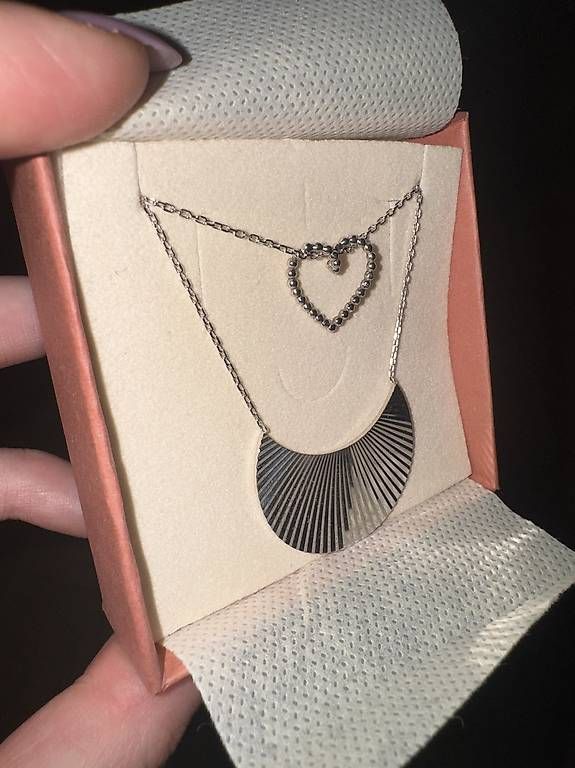Ketten: Collier infini cur – Gebraucht aus Crissier von ale_k7pg 2