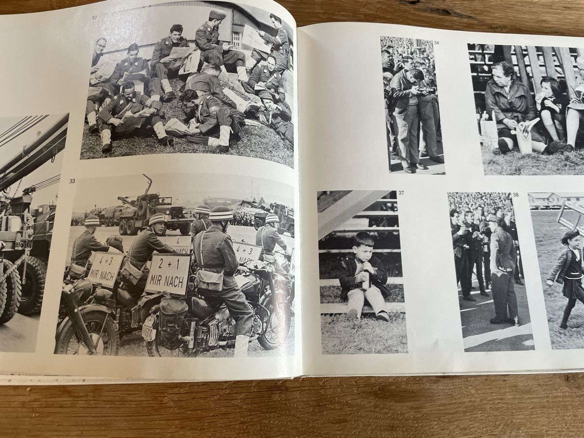 Libri: Defilee Fak2 1963 Militär  – Usato da Winterthur venduto da cheerio97 8