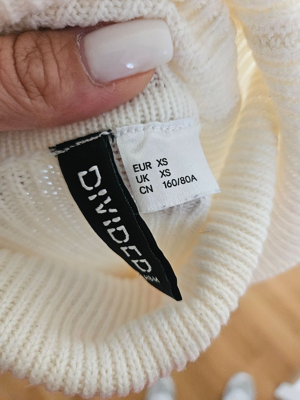 H&M Maglioni & Felpe: CropPull beige H&M, ample,taille XS – Nuovo (secondo la descrizione) da Morges venduto da Mlle_Croft_91 1
