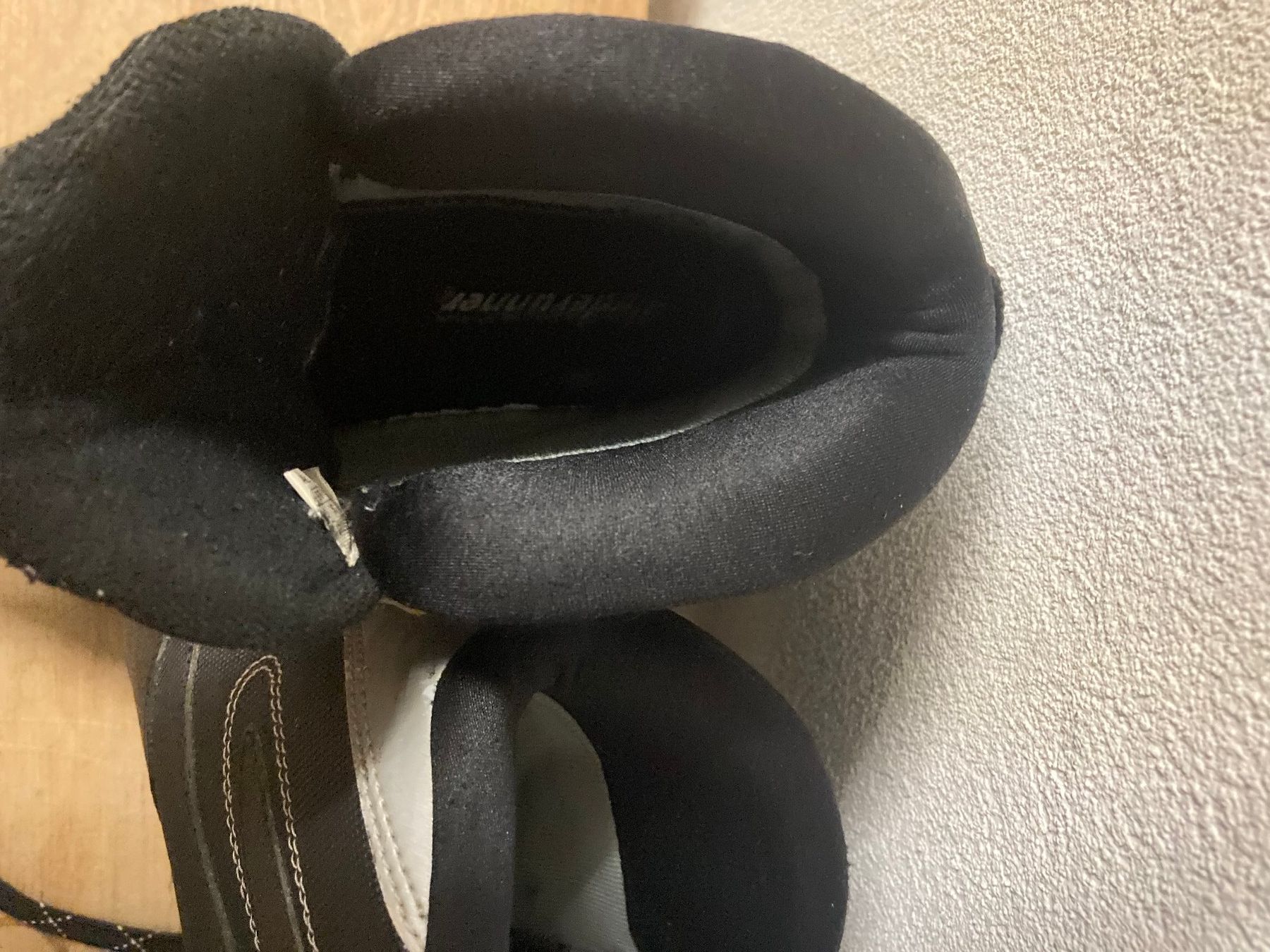 Pattini da ghiaccio: Schlittschuhe Gr.40 – Usato da Weissbad venduto da Hado42 2