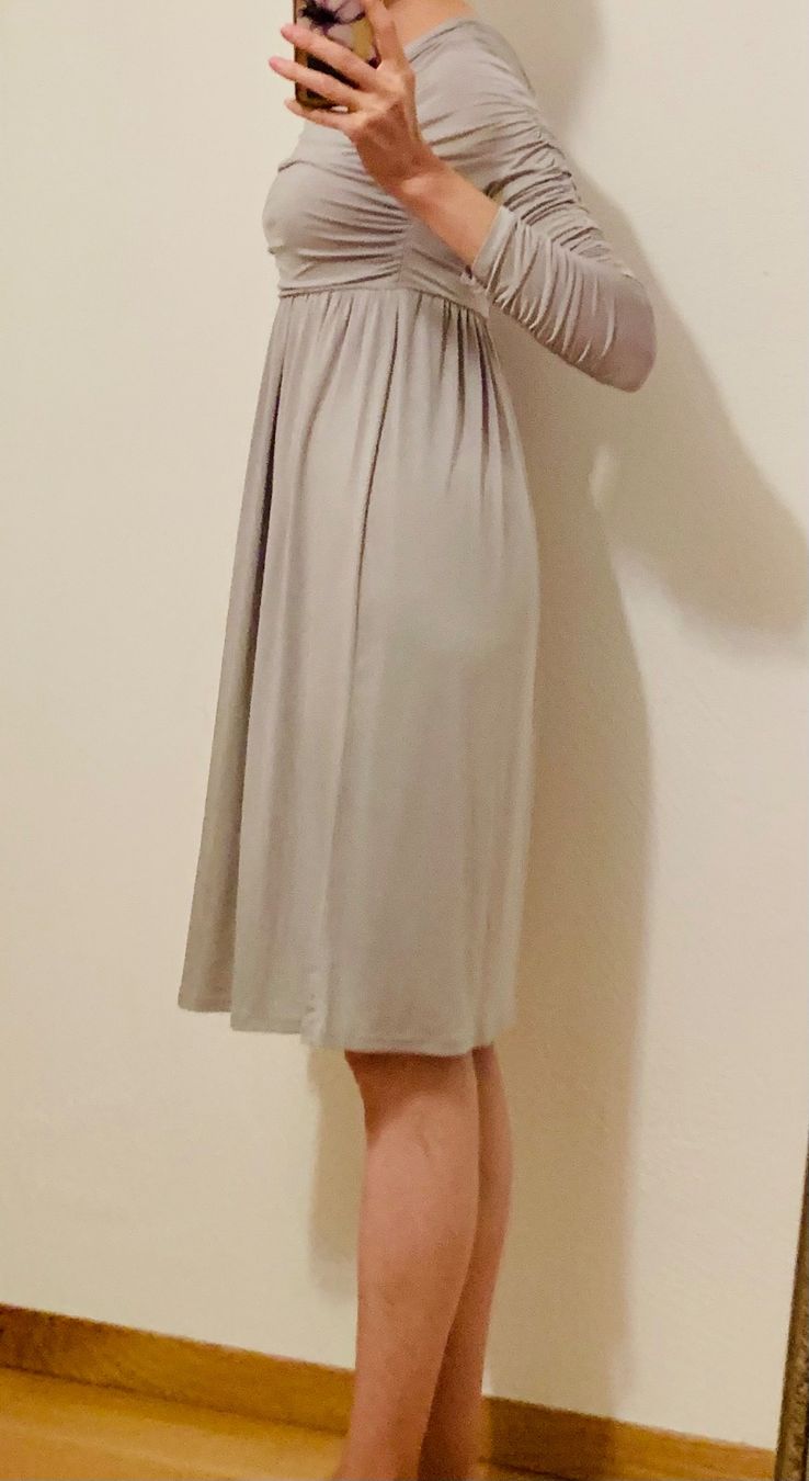 Robes: Sommerliches Kleid, grau, knielang – D'occasion à Maienfeld par mar_59mb 3