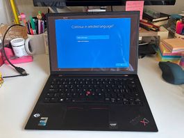 Lenovo ThinkPad X1 Carbon Gen 10