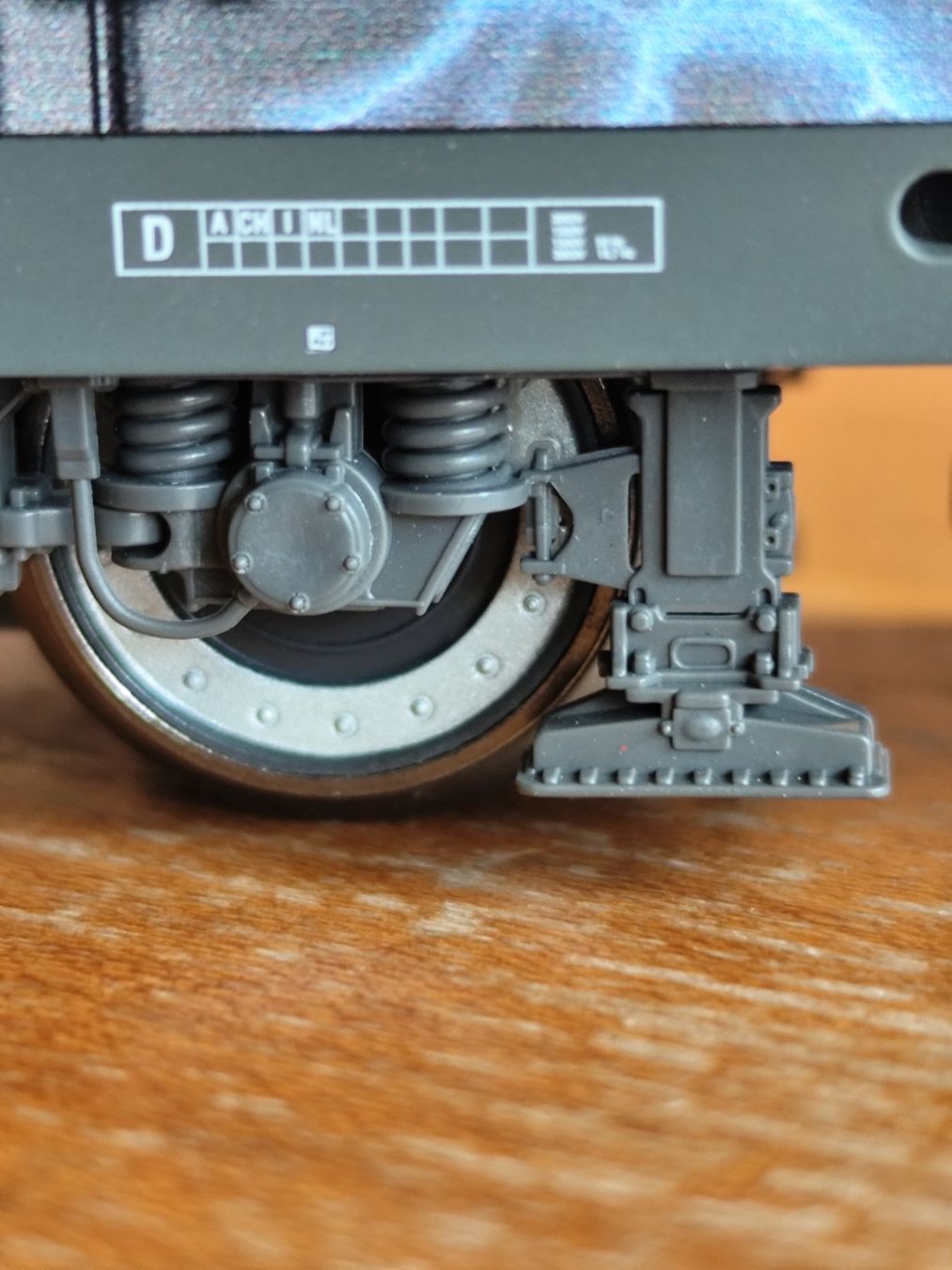 Jägerndorfer Modelleisenbahnen: Jägerndorfer H0 Vectron ELL BR 193 AC~ Digital ZIMO Decoder – Neu und originalverpackt aus Studen SZ von RahanKappa 4