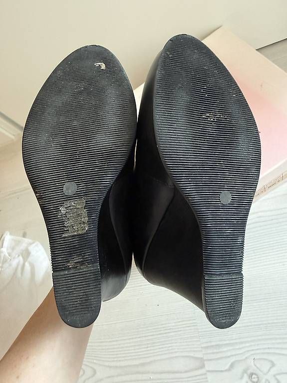 Damenschuhe: Rosa Rot High heels schwarz 40 – Gebraucht aus Buchberg von the_w8gy 1