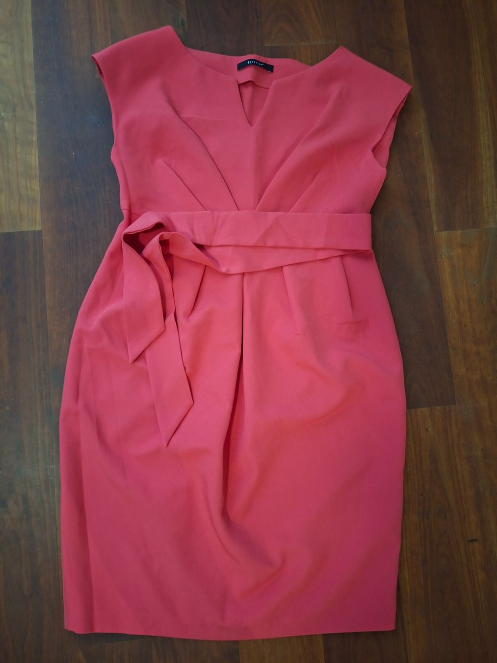 Lotti di vestiti: Schwangerschaft Kleider Paket S/M – Usato da Allenwinden venduto da and_h8q9