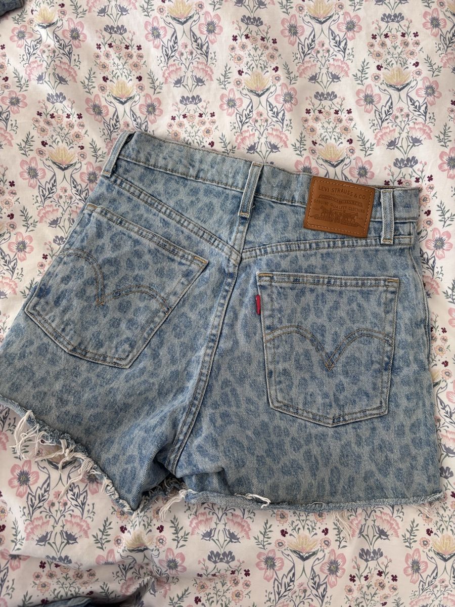 Levi's Jeans: Levis short – Usato da Twann venduto da zarabara 1