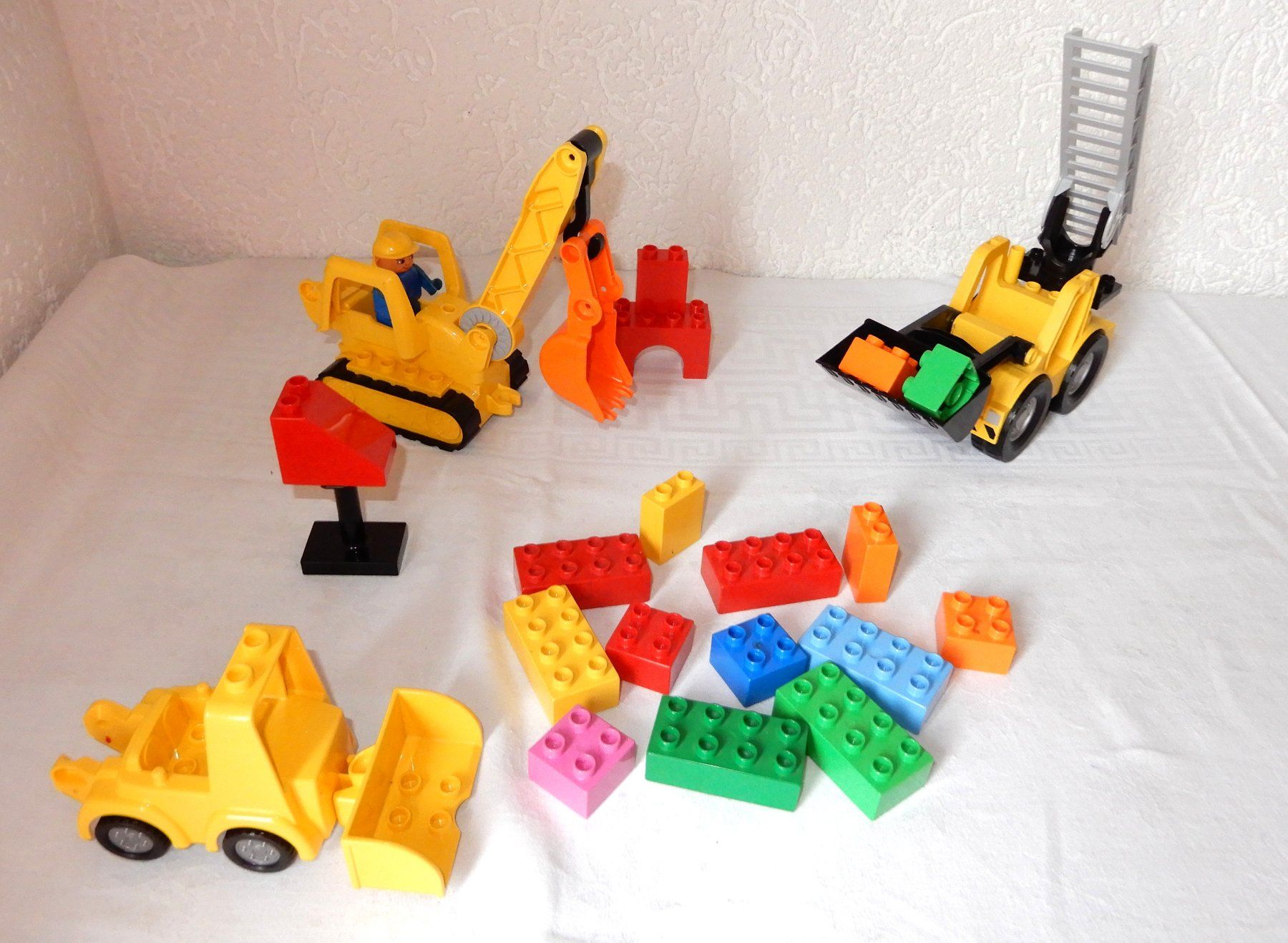 Lego Kit di costruzioni: Lego Duplo Baustelle Frontlader, Raupe mit Schaufel,Bagger – Usato da Senèdes venduto da tintinette43 1