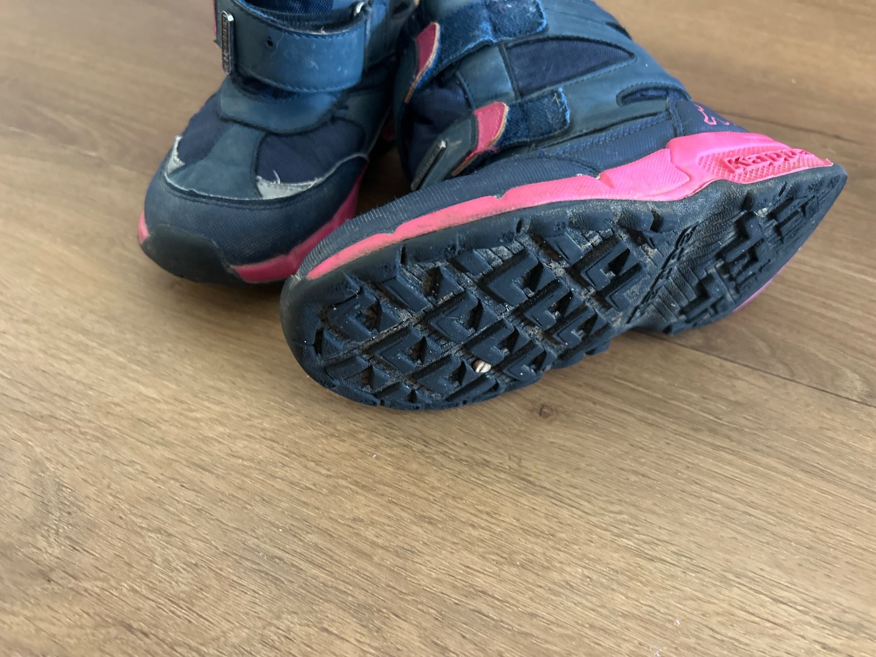 Scarpe per ragazze: Kappa Winterstiefel Gr 29 Mädchen – Usato da Regensdorf venduto da Spyke55 5