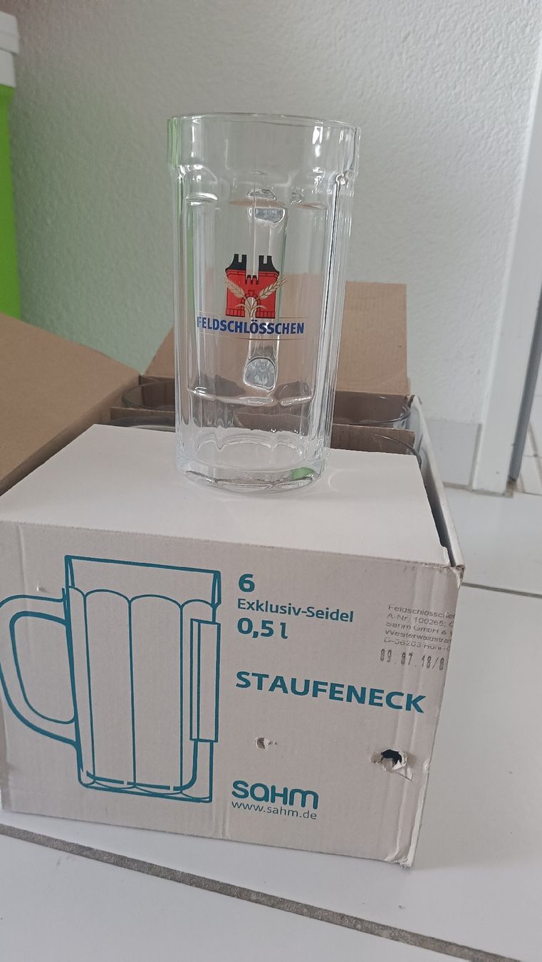 Feldschlösschen Bicchieri: SAHM Feldschlösschen Bierglas 6х0,5l  – Nuovo (secondo la descrizione) da Hägendorf venduto da aga_mh97