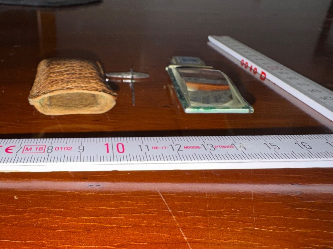 Altro per Ottica: Biete eine Zeppelin Lupe und eine Anstecknadel – Usato da Uster venduto da NJG2 4