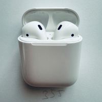 Original Apple AirPods 2 Gen. Wireless Kopfhörer & Case
